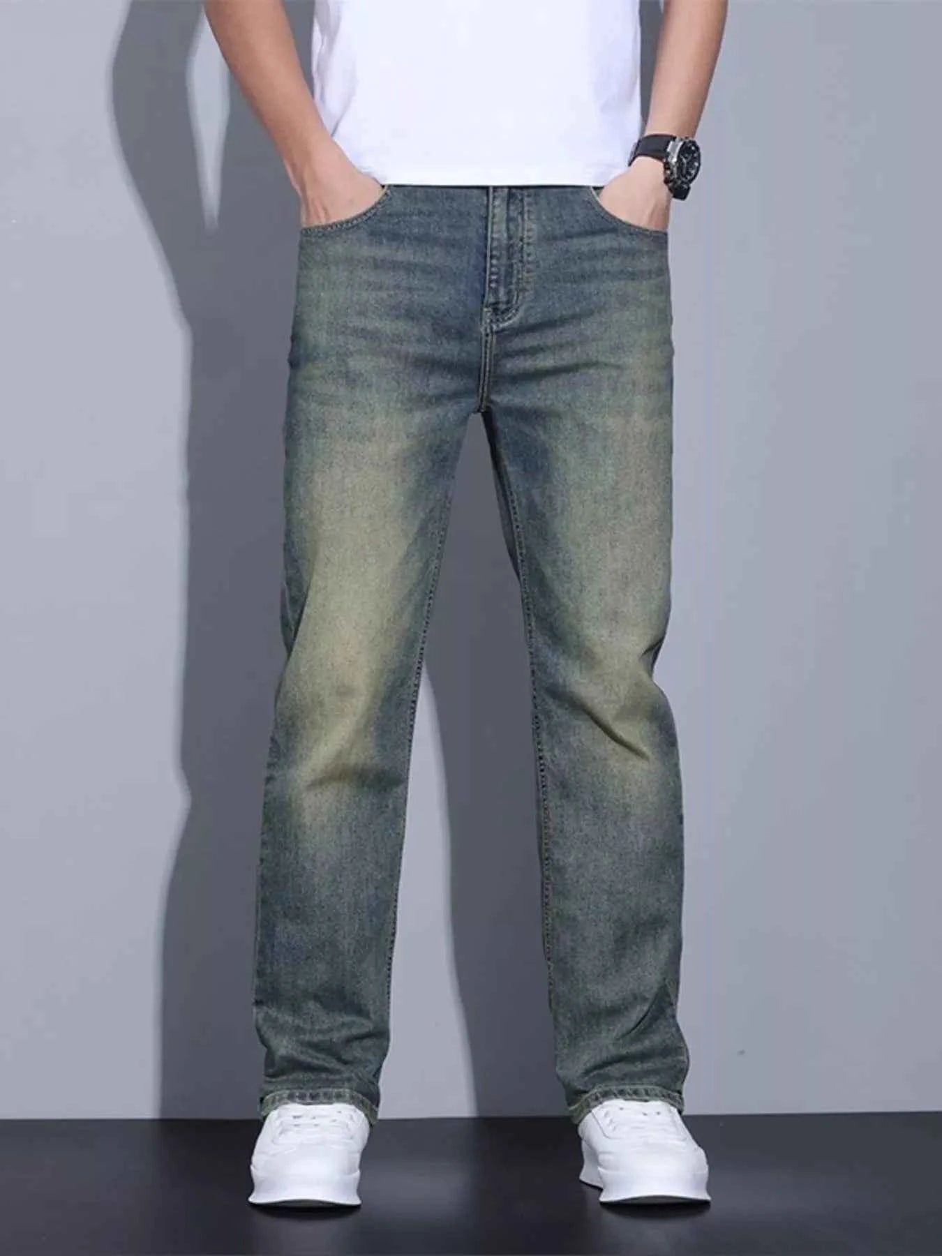 Men's Slim Fit Washed Jeans