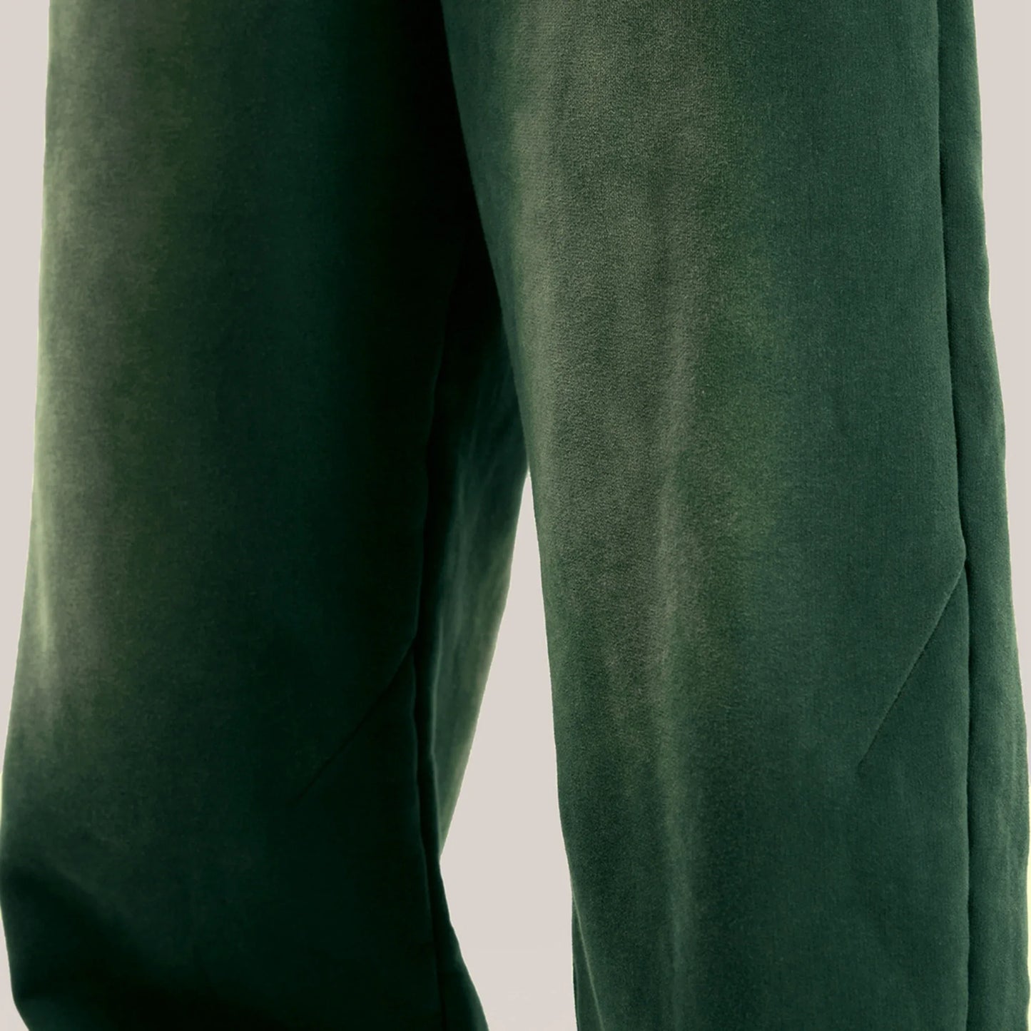 Women's Heavyweight Brushed Fleece Sweatpants - Oversized Tapered Fit - TeeVoke