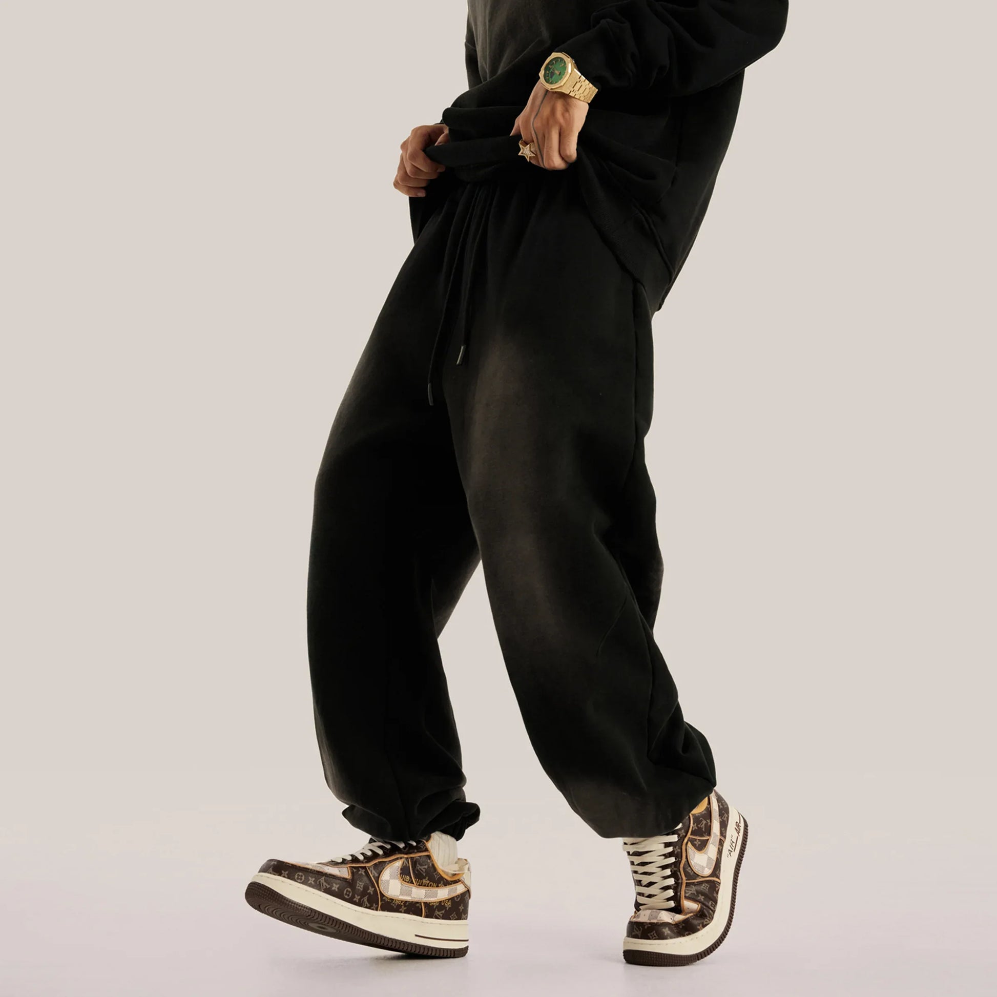 Women's Heavyweight Brushed Fleece Sweatpants - Oversized Tapered Fit - TeeVoke