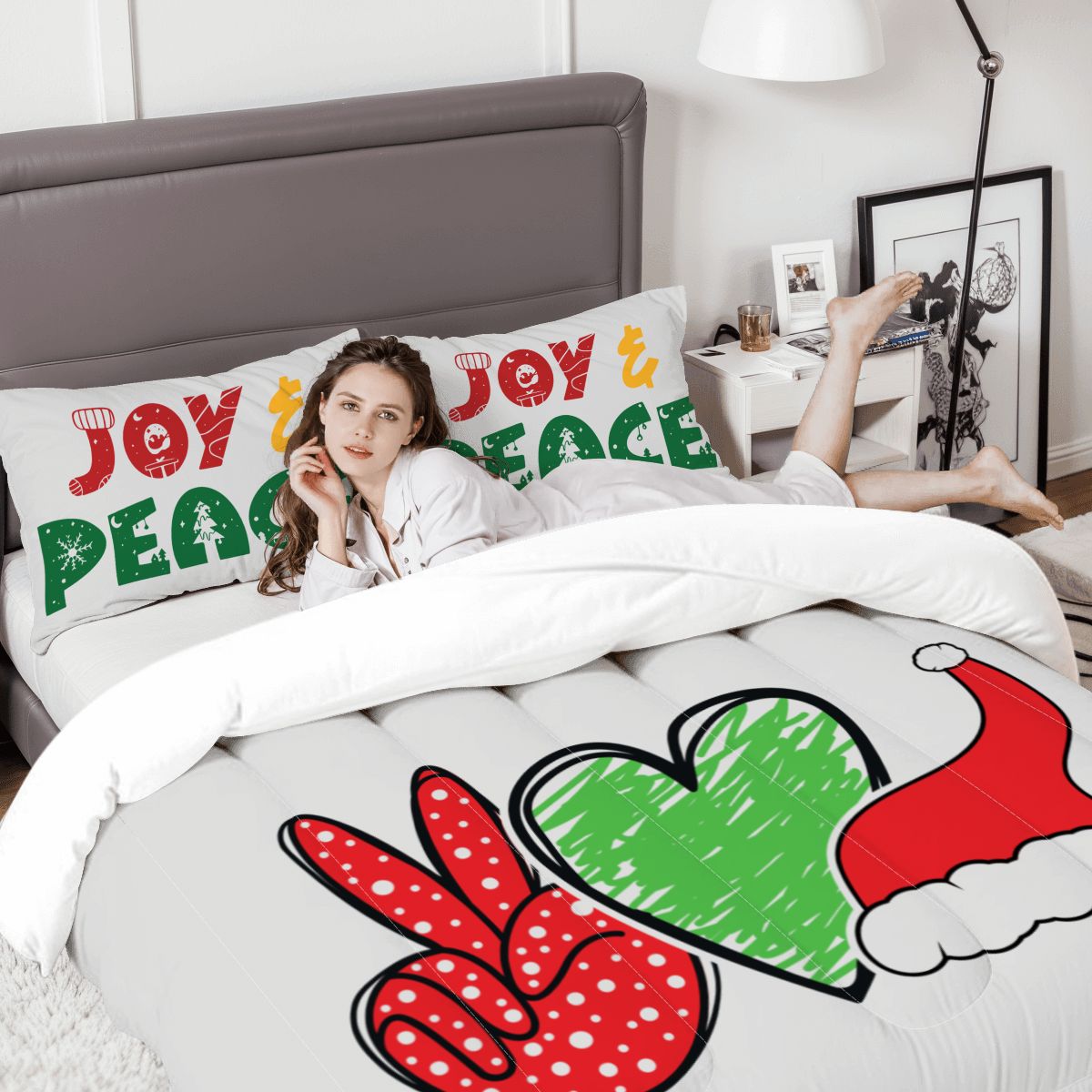 Holiday Comforter Set – Peace & Santa Queen Size Bedding