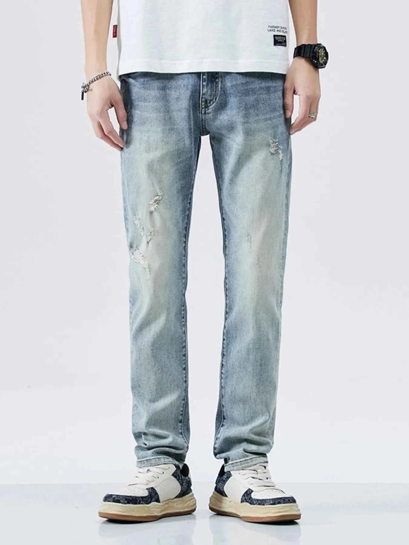 Men's Distressed Slim Fit Jeans