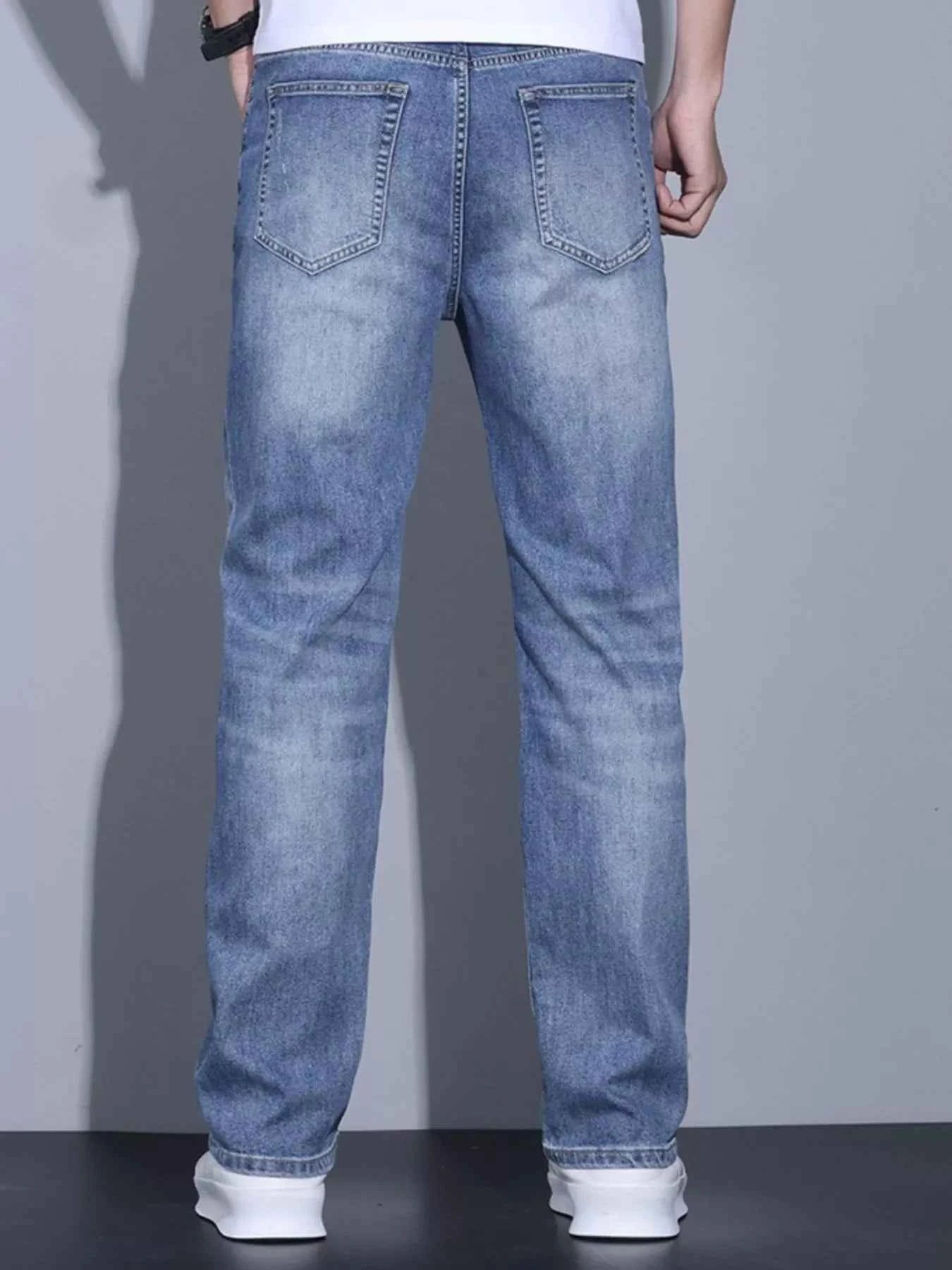 Men's Slim Fit Washed Jeans