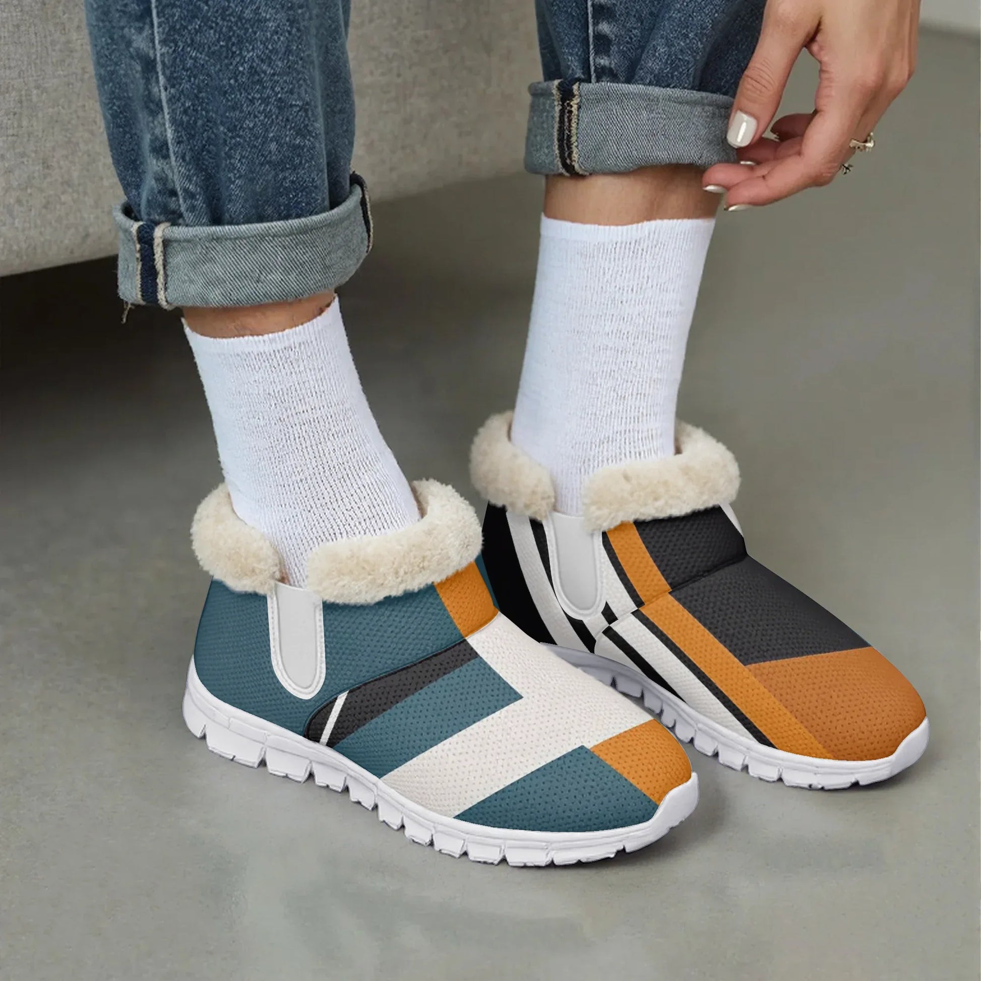 Women's Winter Snow Boots - Warm Fleece Lined Waterproof Anti-Slip Outdoor Footwear - TeeVoke