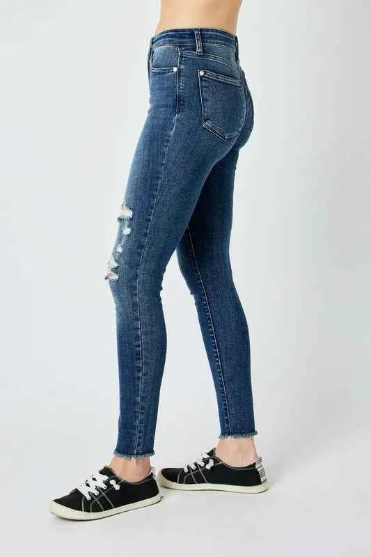 Judy Blue Full Size  High Waist Distressed Skinny Jeans