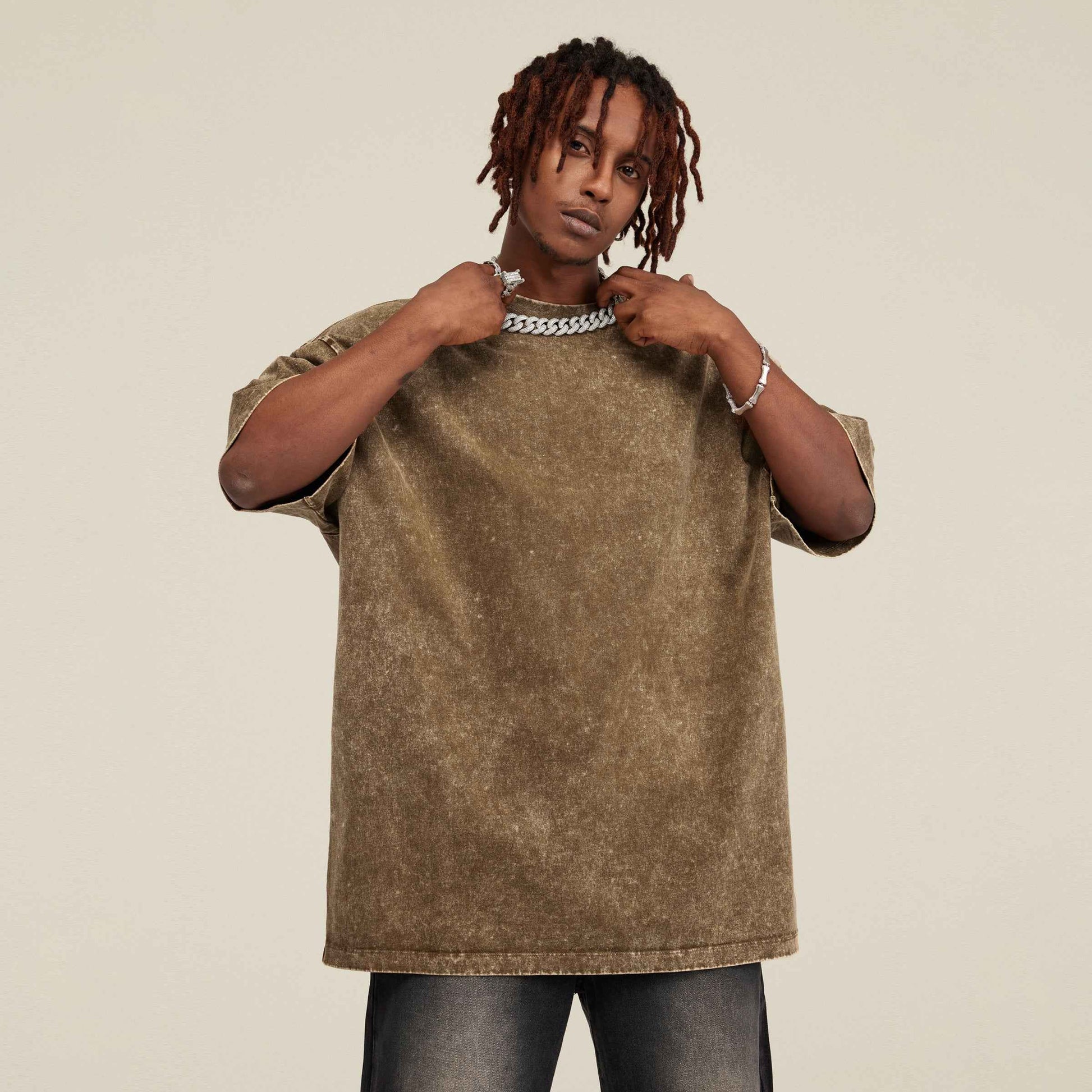 Play The Music Not The Instrument Unisex Oversized Snow Wash T-shirt